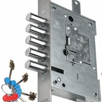 Slēdzene SECUREMME 2510 FS (kreisa) – 5 atslēgas un 1 master atslēga